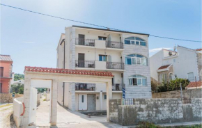 Nice Apartment In Slatine With Wifi